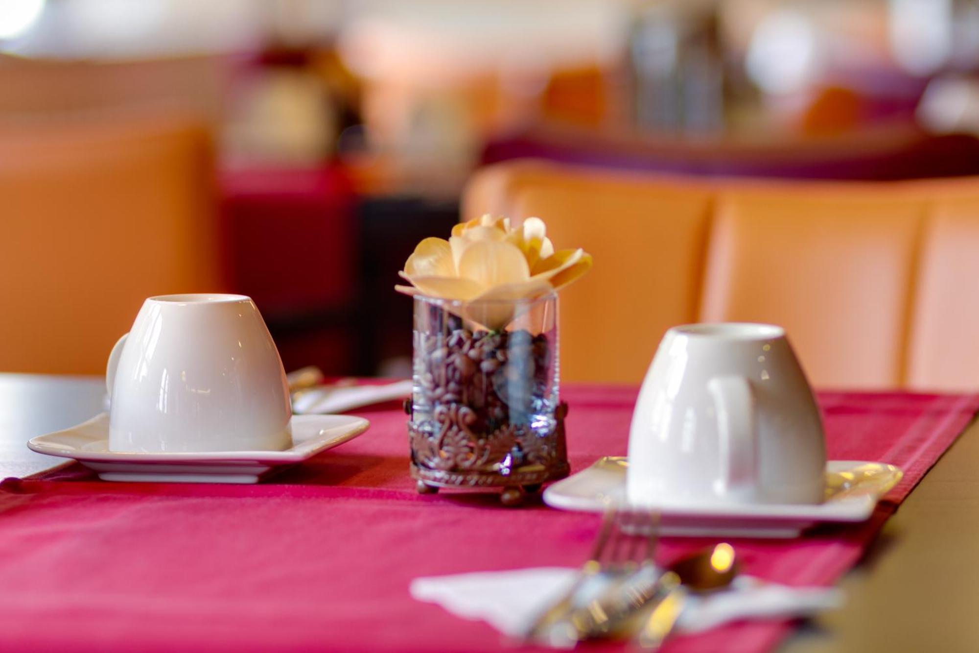 Central Hotel Friedrichshafen Dış mekan fotoğraf